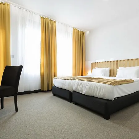 Nova Garni Signature Collection Hotel