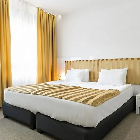 Nova Garni Signature Collection 4*