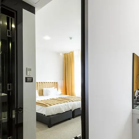 Nova Garni Signature Collection Belgrád