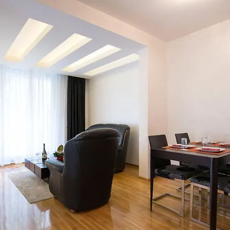 Nova Garni Signature Collection Szálloda