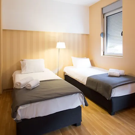 Nova Garni Signature Collection