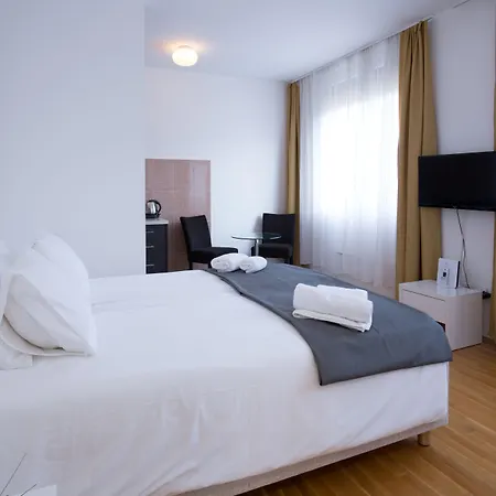 Nova Garni Signature Collection 4*