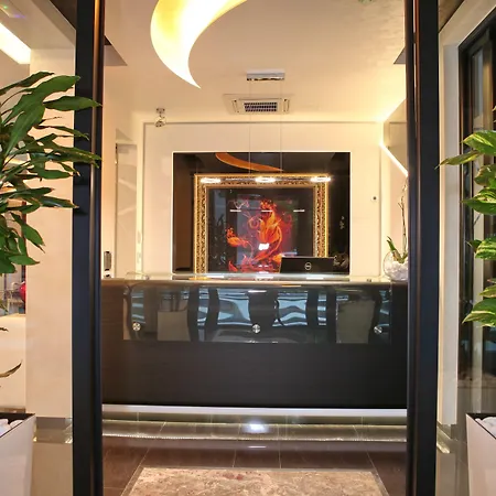 Nova Garni Signature Collection Hotel 4*