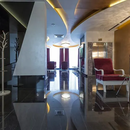 Nova Garni Signature Collection
