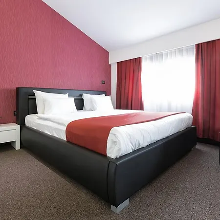 Ξενοδοχείο Nova Garni Signature Collection 4*