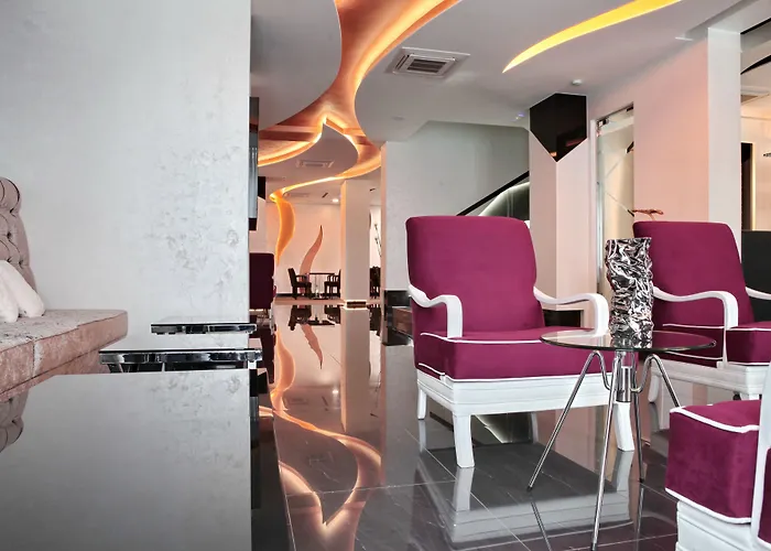 Hotel Nova Garni Signature Collection 4*