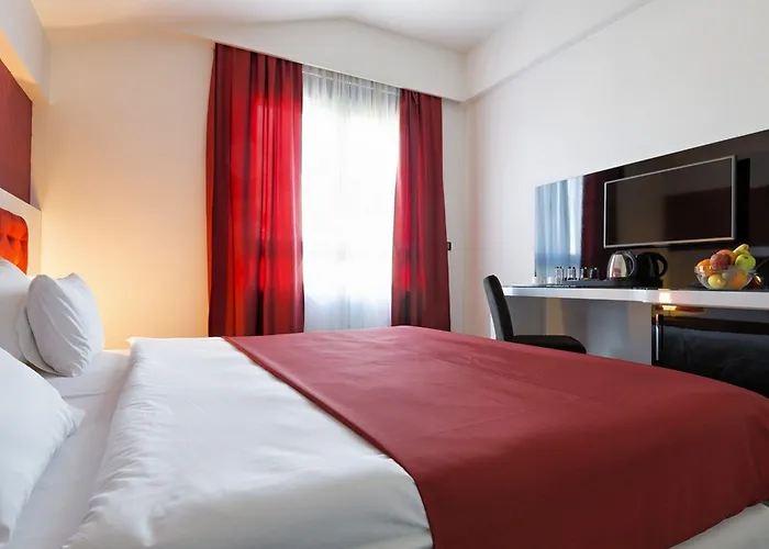 Nova Garni Signature Collection Hotel 4*