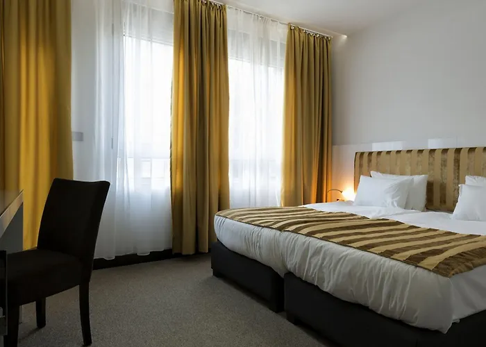 Nova Garni Signature Collection