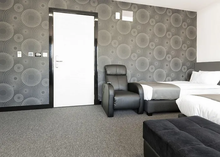 Nova Garni Signature Collection