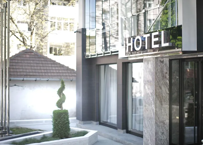 Hotel Nova Garni Signature Collection 4*